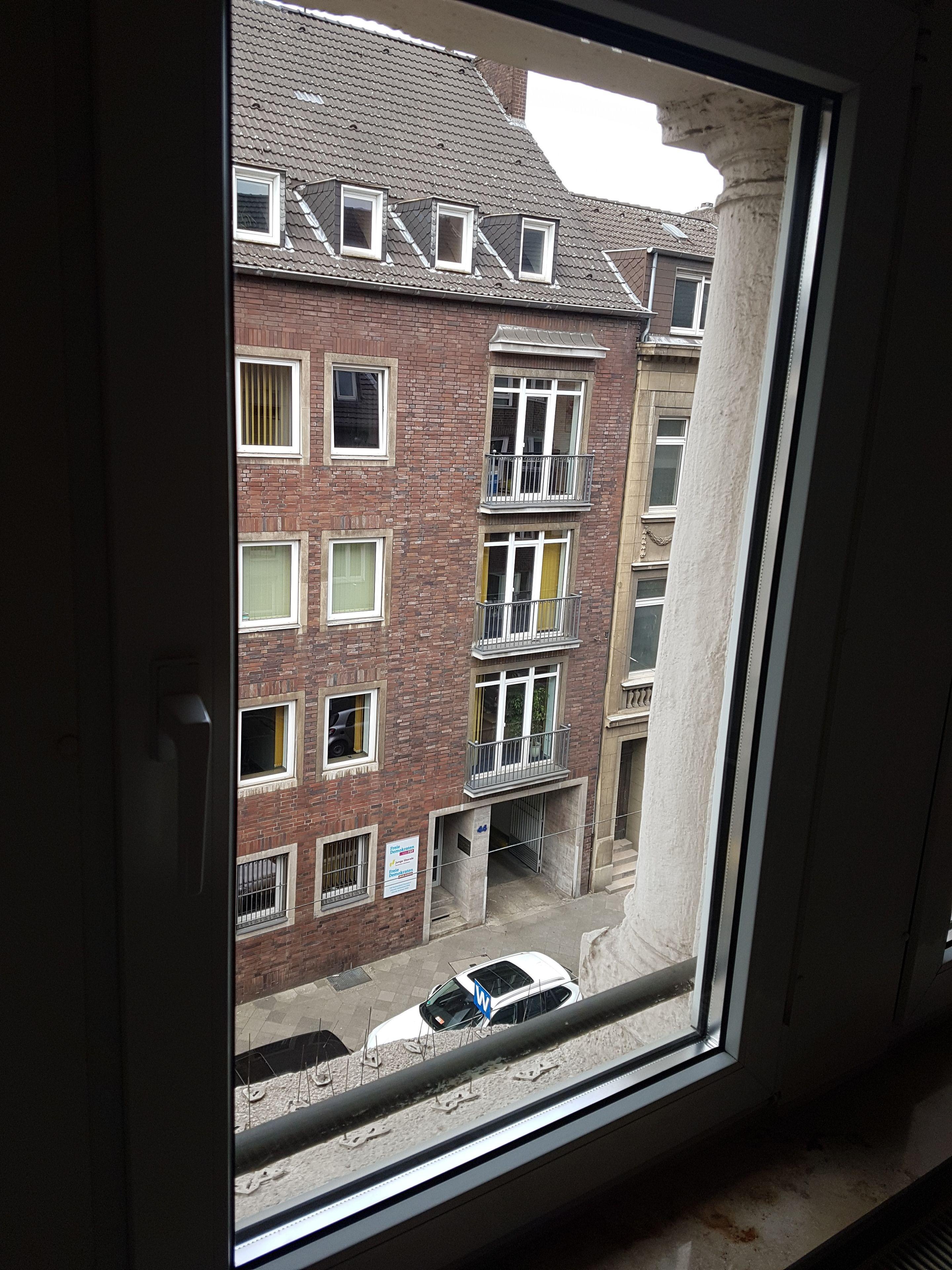 Stern - Self Check-in Hotel Dusseldorf