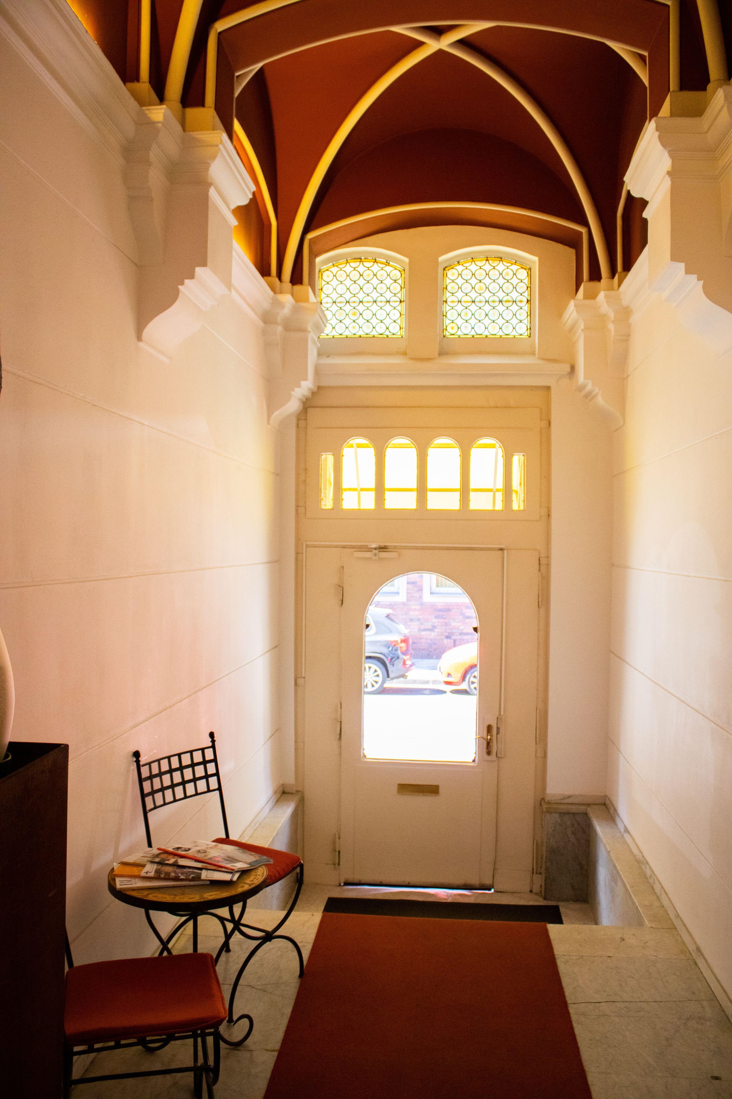 Stern - Self Check-in Dusseldorf