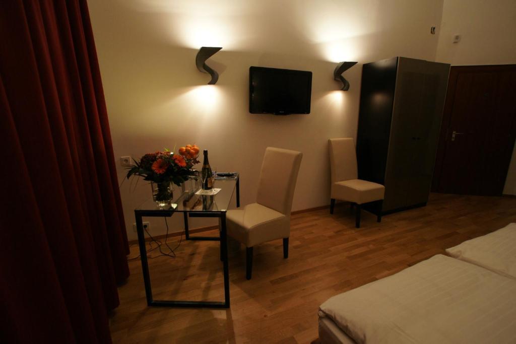 Hotel Stern - Self Check-in Dusseldorf