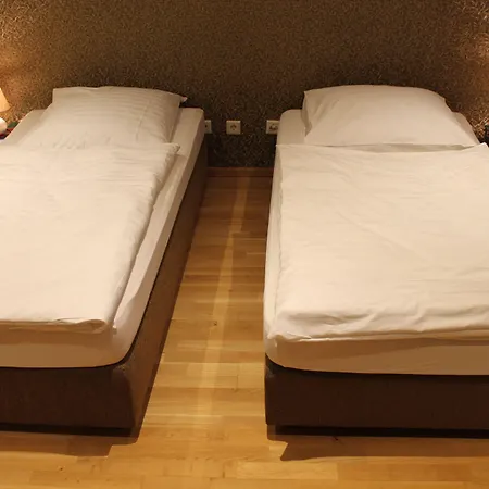 Stern Hotel 3*