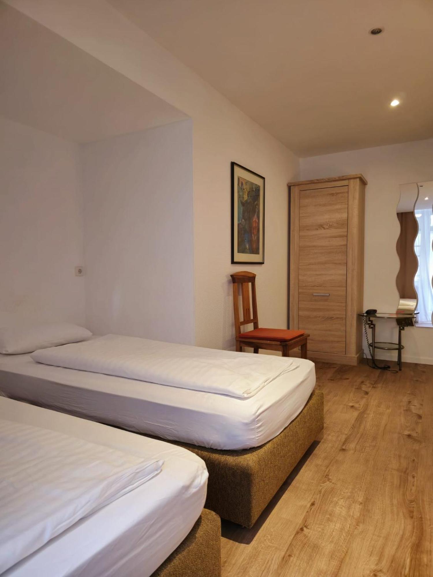 Stern Hotel Dusseldorf