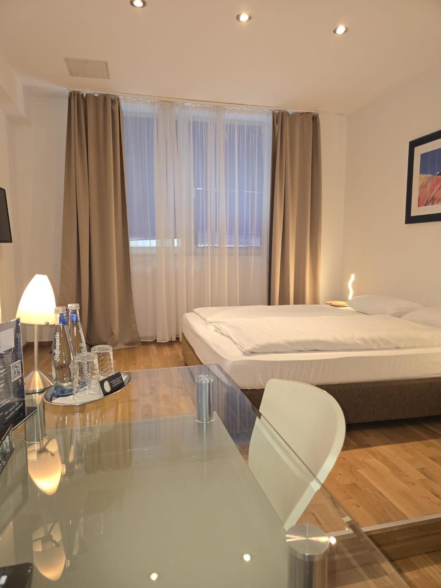 Stern 3* Düsseldorf