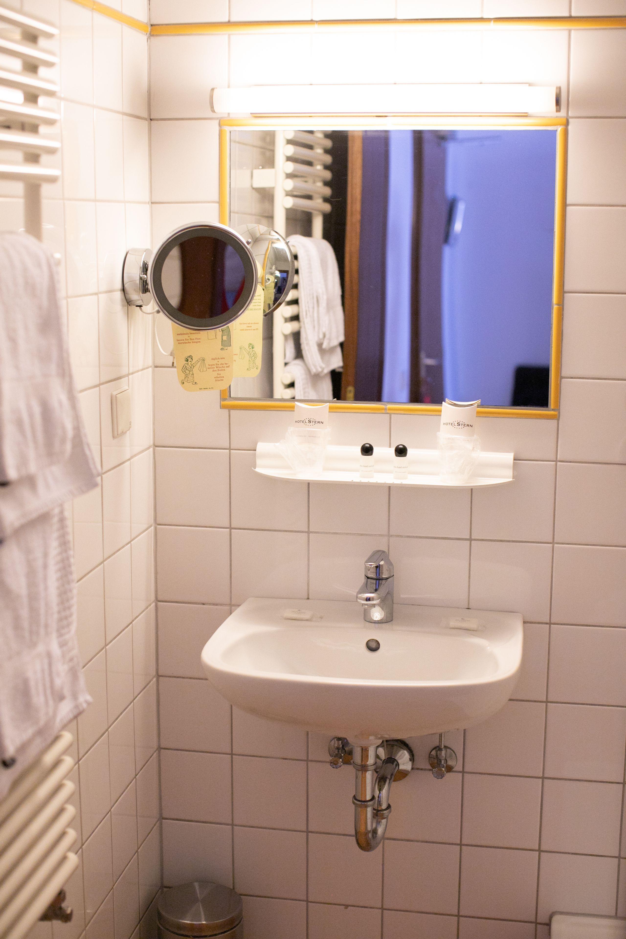 Stern - Self Check-in Hotel Düsseldorf