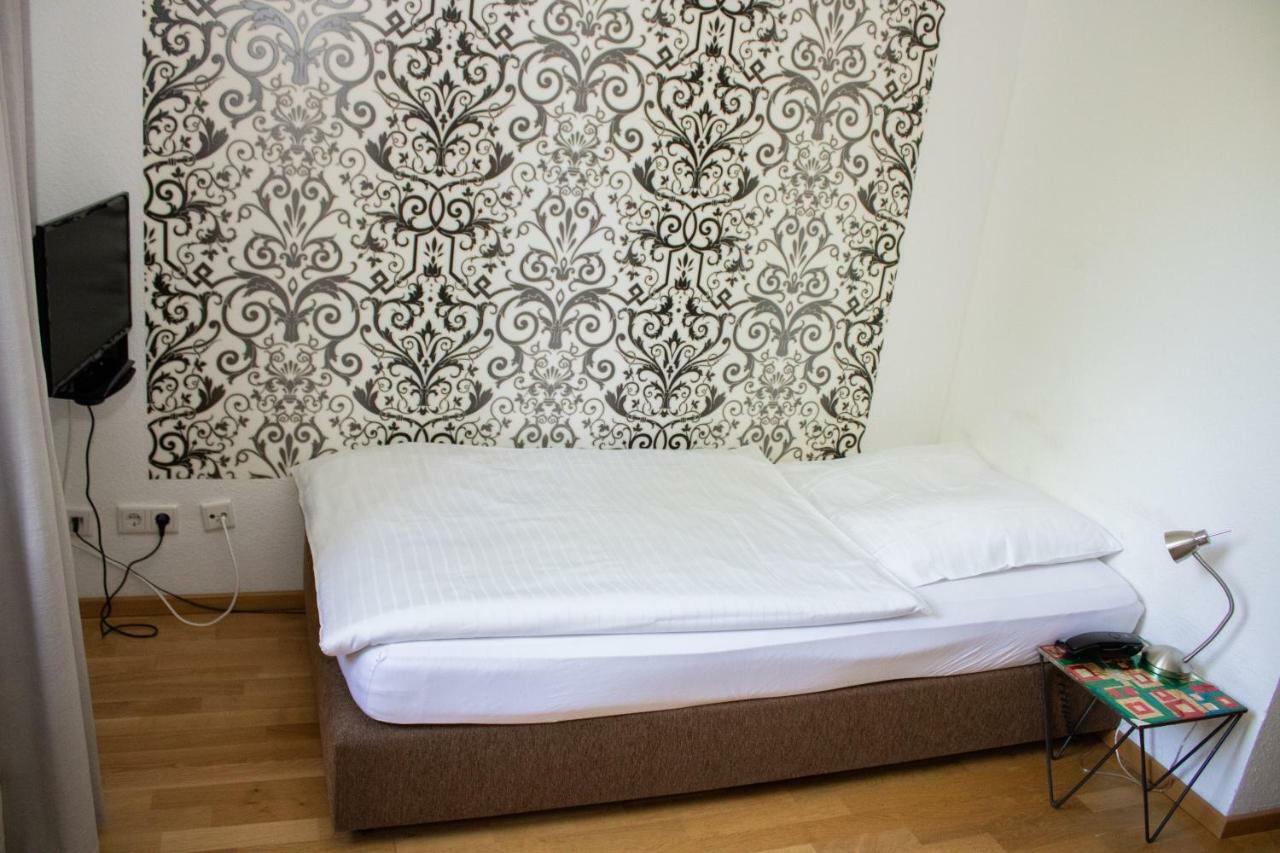 Stern 3* Dusseldorf